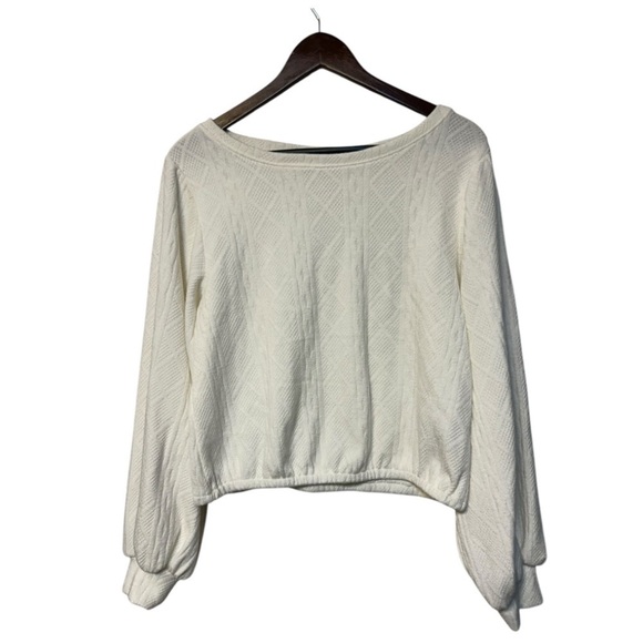 Altar'd State Sweaters - Altar’d State crop sweater